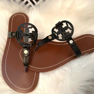 NWOT Tory Burch Sandals. Color: black , Size 10